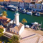Appart'ici 4 - Spacieux F3 מלון דירות 2*